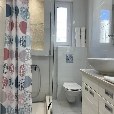 Hilton View Cozy Njegoseva Vracar - Sleeps 4 Daire Belgrad